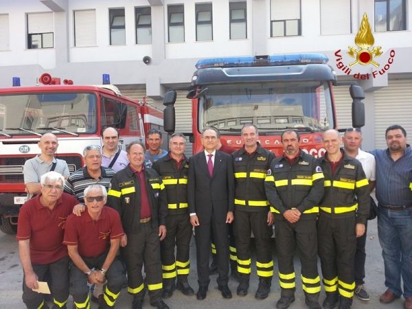 Reggio Calabria, il Commissario Straordinario del comune in visita dai vigili del fuoco