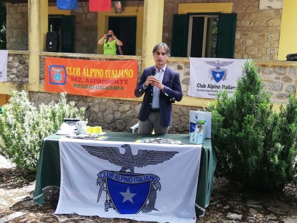 Città Metropolitana, consegnato al CAI bene confiscato