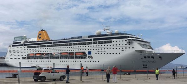 Comune di Reggio Calabria, nave da crociera al porto