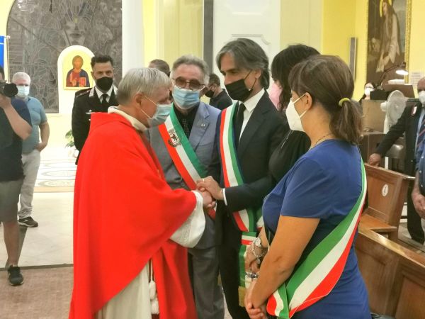 Incendi: Falcomatà chiede a Draghi di venire in Calabria