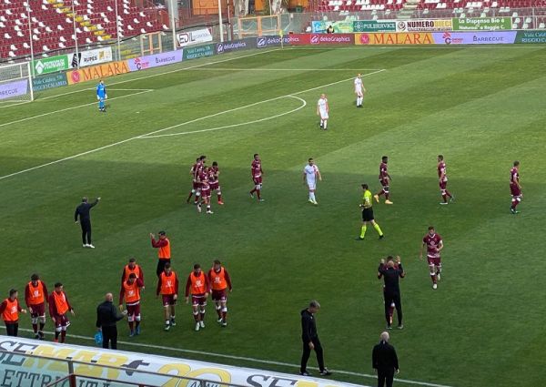 REGGINA - MONZA 1-0, vittoria di prestigio