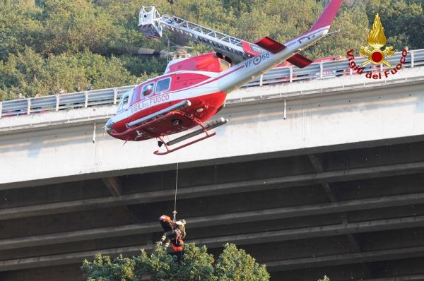 Vigili del Fuoco di Vibo, recuperata persona lanciatasi da viadotto