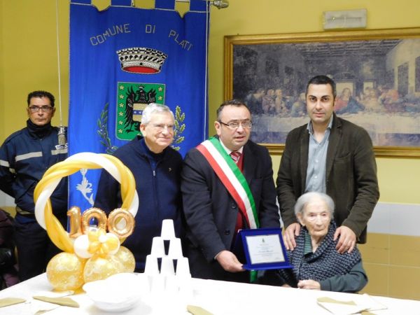 Casa di riposo Don Orione, festeggiati 100 anni di Nicolina