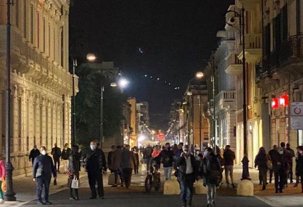 Comune di Reggio Calabria, Falcomatà indignato per l'affollamento