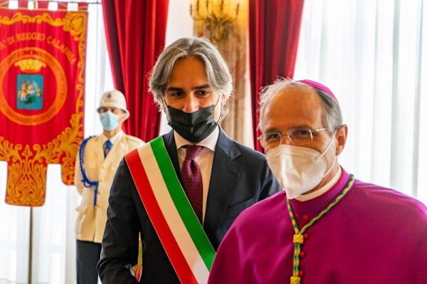 Comune di Reggio Calabria, felicitazioni per Monsignor Morrone