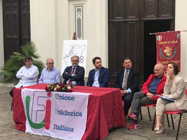 Motta S. Giovanni, conclusa la “Prima Giornata Nazionale del Folklore e delle Tradizioni Popolari”