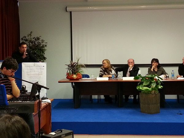 Provincia di Reggio, si dimette Lamberti