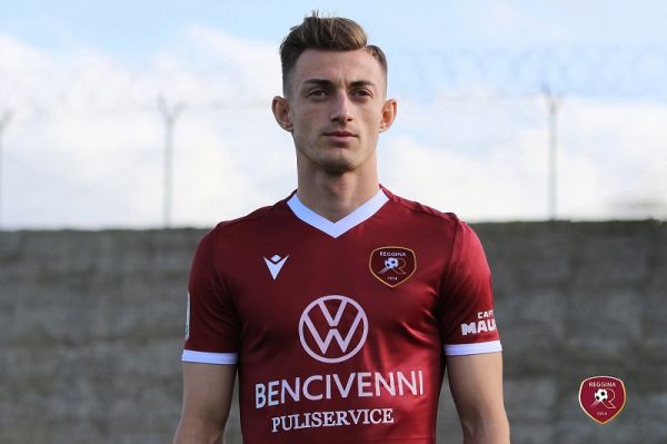 Reggina, firma Claudiu Micovschi