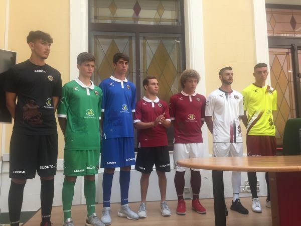 Rende - Reggina: Maurizi convoca 21 giocatori