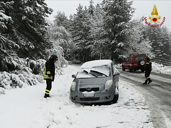 Vigili del Fuoco Catanzaro, intensa attività per avverse condizioni meteo