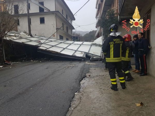 Vigili del Fuoco Catanzaro, numerosi interventi per maltempo