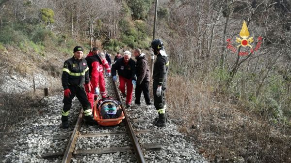 Vigili del Fuoco Catanzaro, recupero persona su linea ferrata
