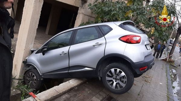 Vigili del Fuoco, incidente stradale a Reggio